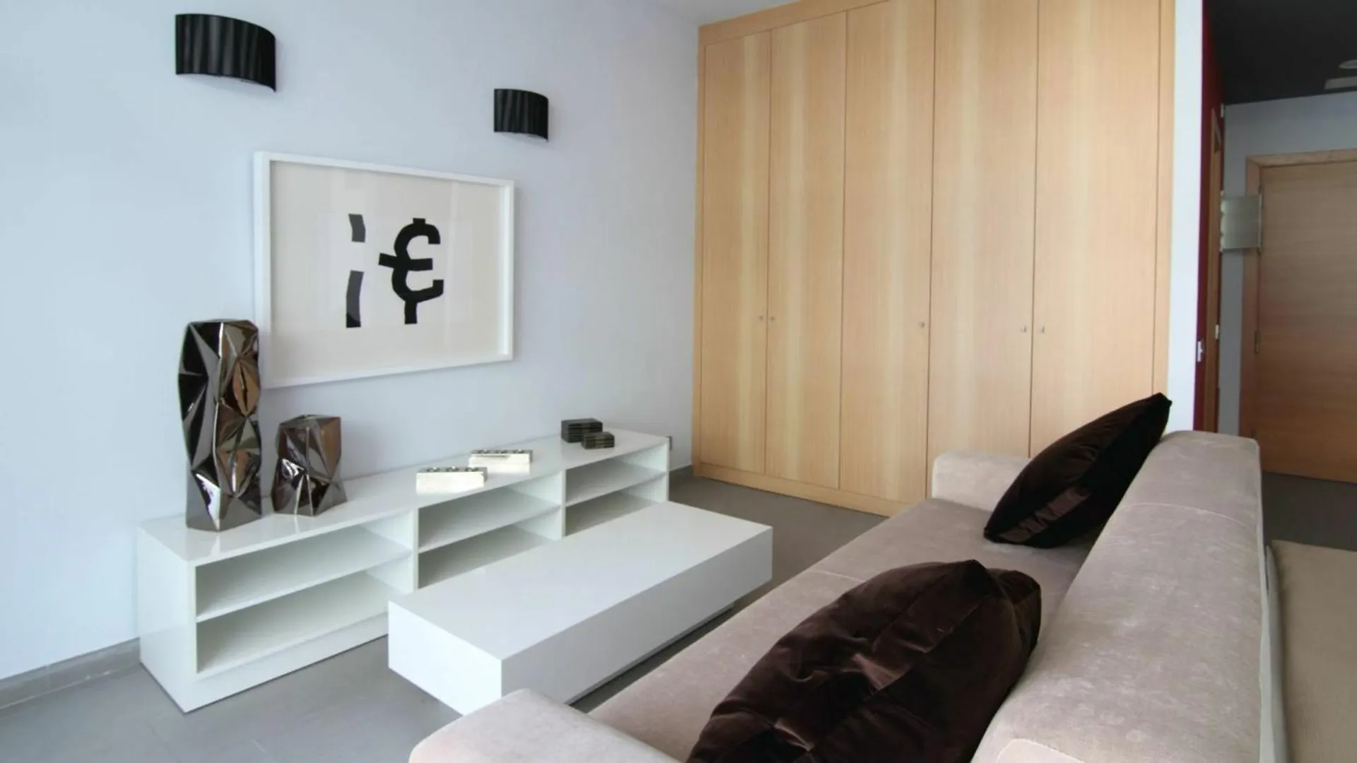 Apolo Suites Rentalmar Salou Apartment