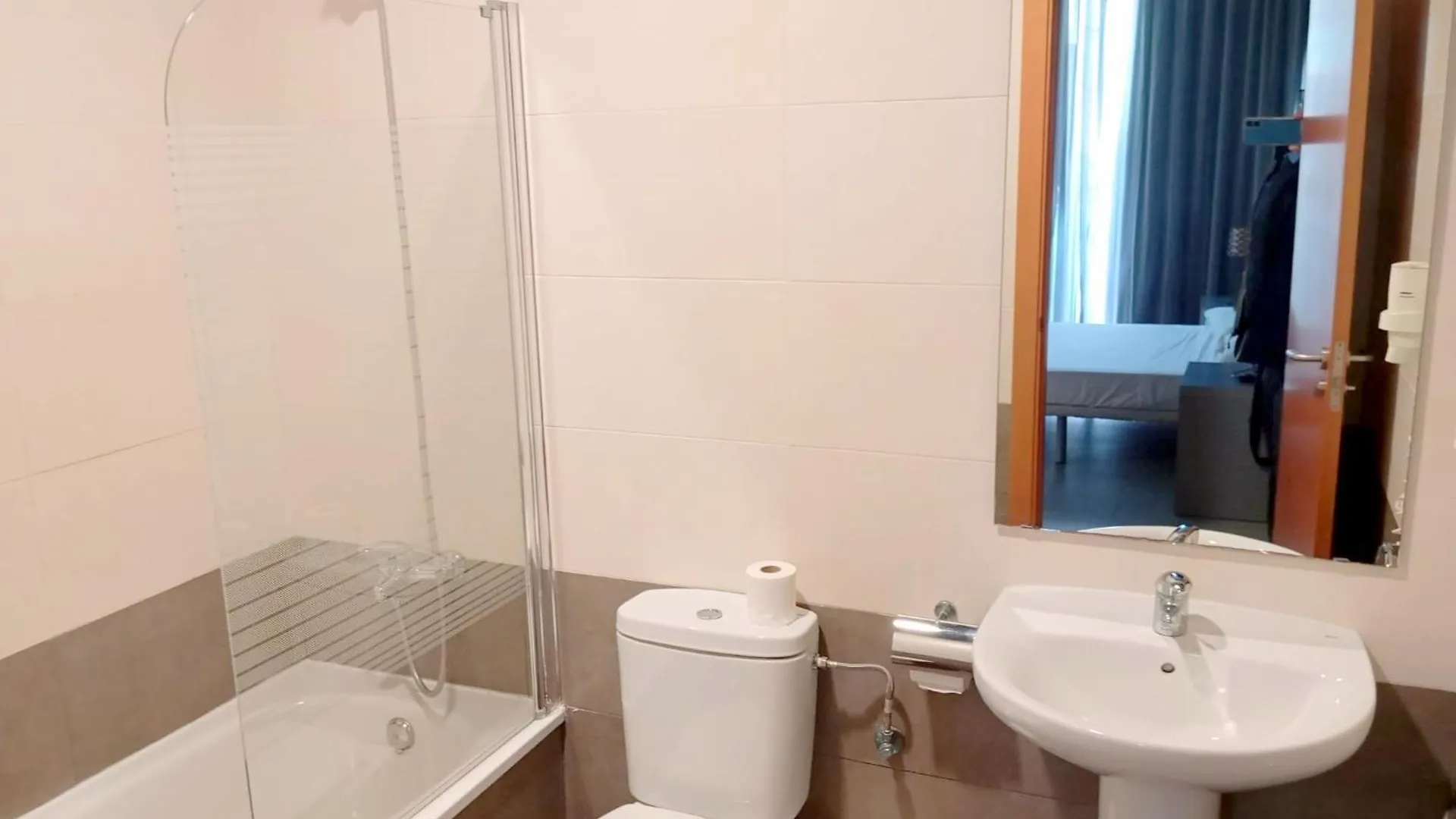 Apolo Suites Rentalmar Salou